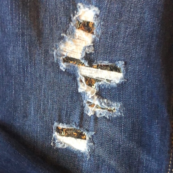 White House Black Market "The Skinny" Distressed Jeans - Size 6 - Picture 5 of 10